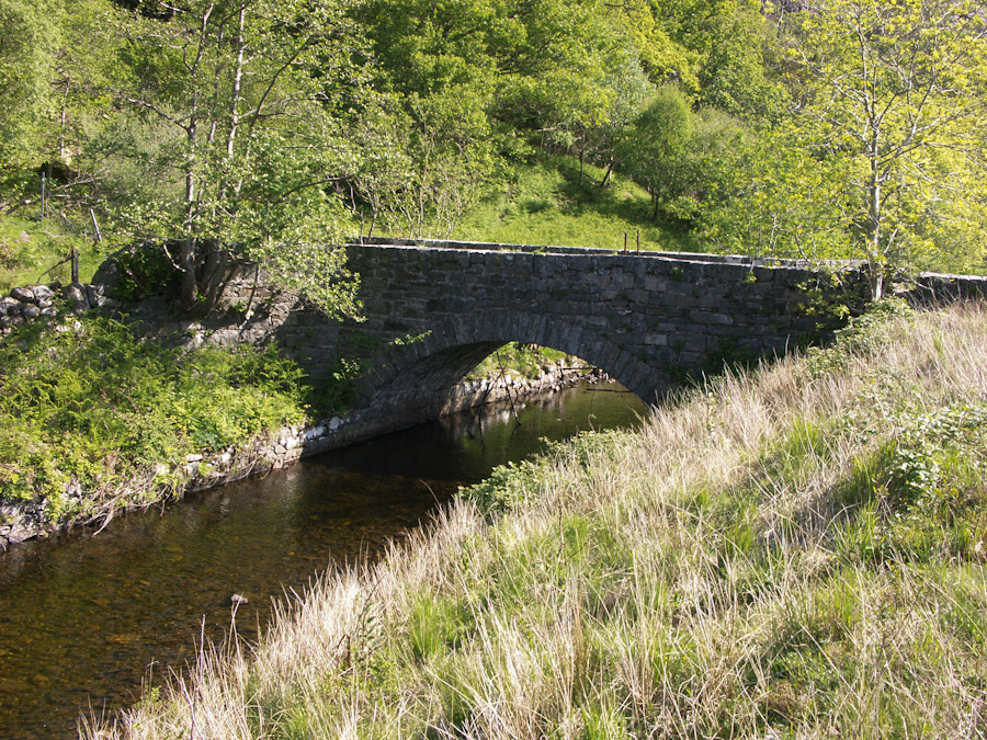 Mama Burn, Bridge
